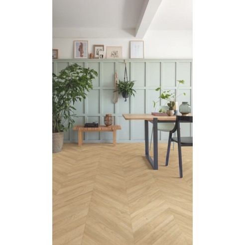 QUICK STEP - IMPRESSIVE PATTERNS - ROBLE MEDIUM CHEVRON - IPA4160