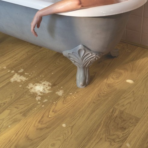 QUICK STEP CASCADA ROBLE MARRÓN CARAMELO EXTRA MATE CASC3888