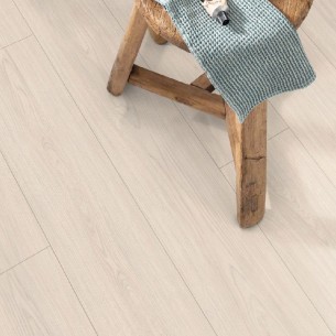 EGGER 8/32 CLASSIC ROBLE CASELLA BLANCO EL2150 2